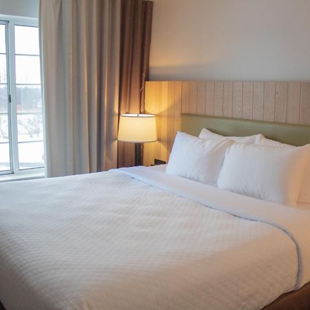 Country Inn & Suites By Radisson, Big Rapids, Mi Eksteriør billede